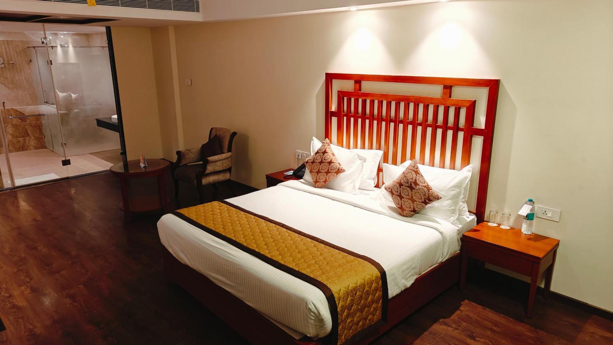 Mm Legacy - A Bergamont Hotel, Kanchipuram Buitenkant foto