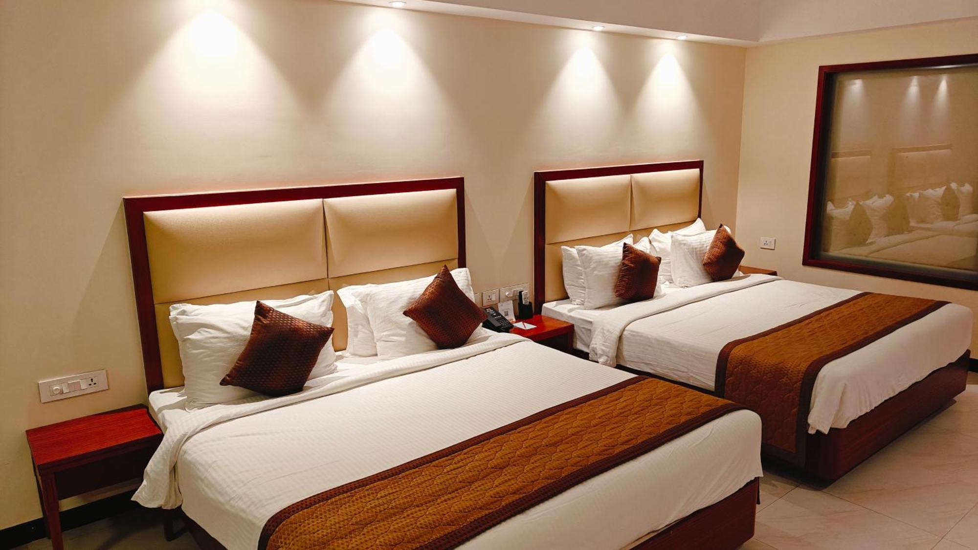 Mm Legacy - A Bergamont Hotel, Kanchipuram Buitenkant foto