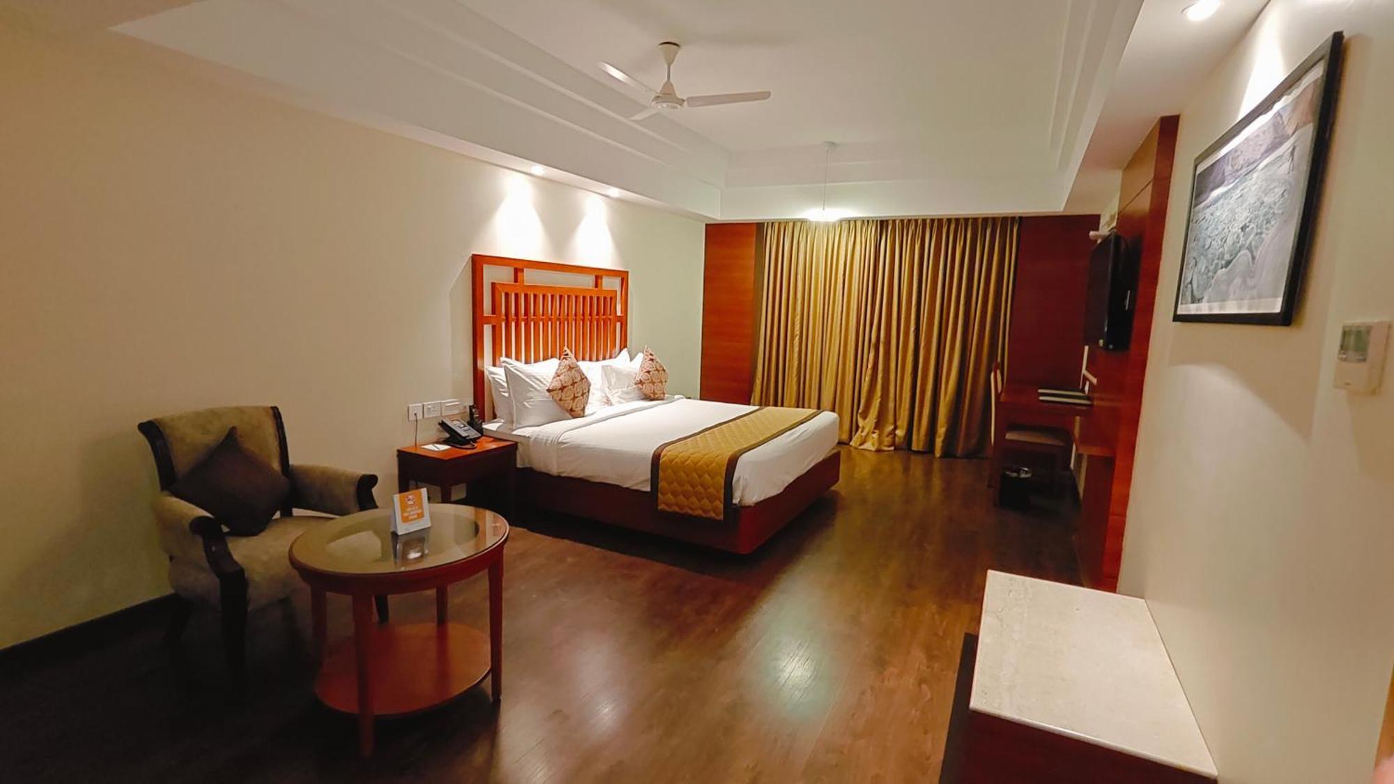 Mm Legacy - A Bergamont Hotel, Kanchipuram Buitenkant foto