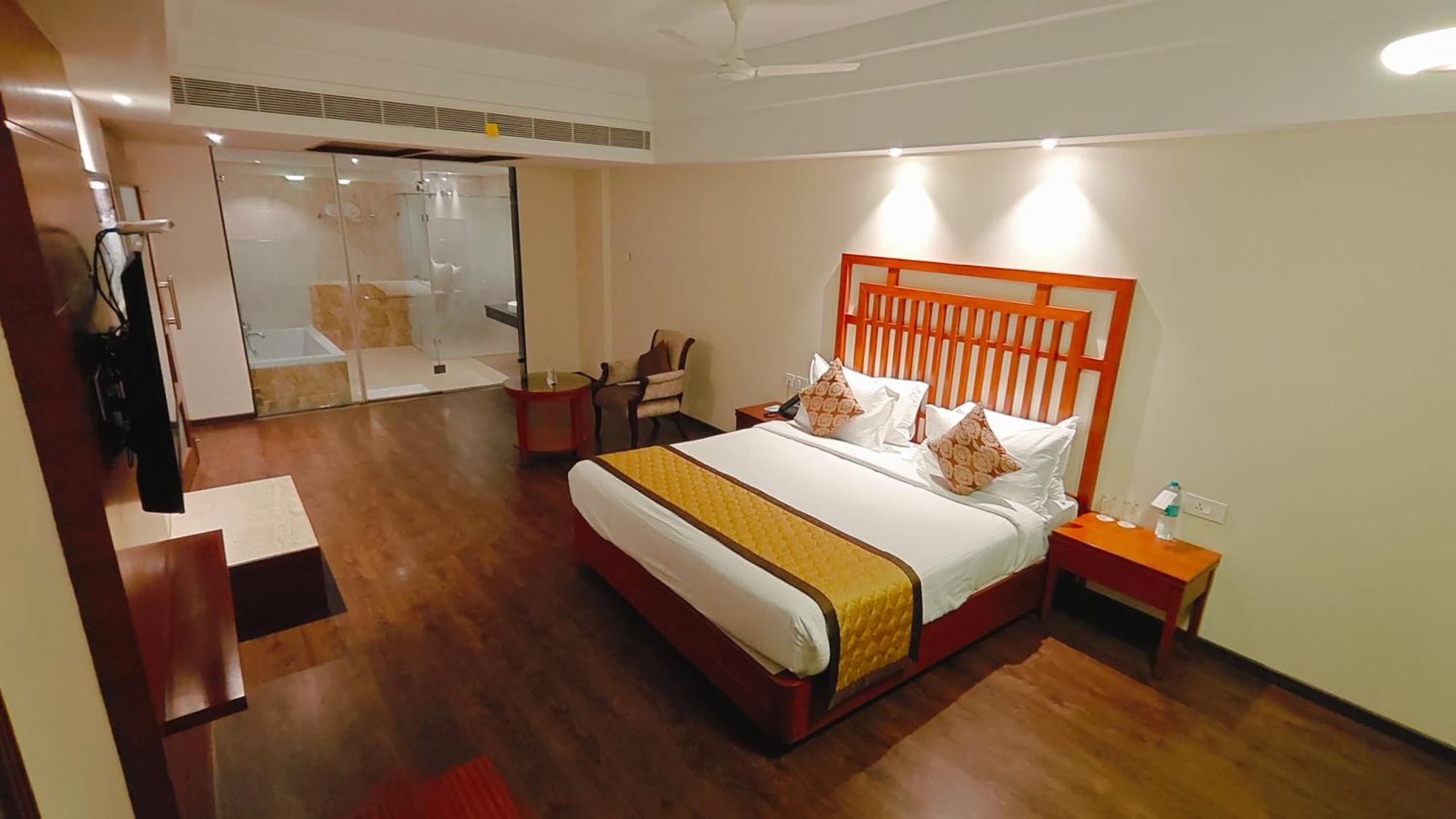 Mm Legacy - A Bergamont Hotel, Kanchipuram Buitenkant foto