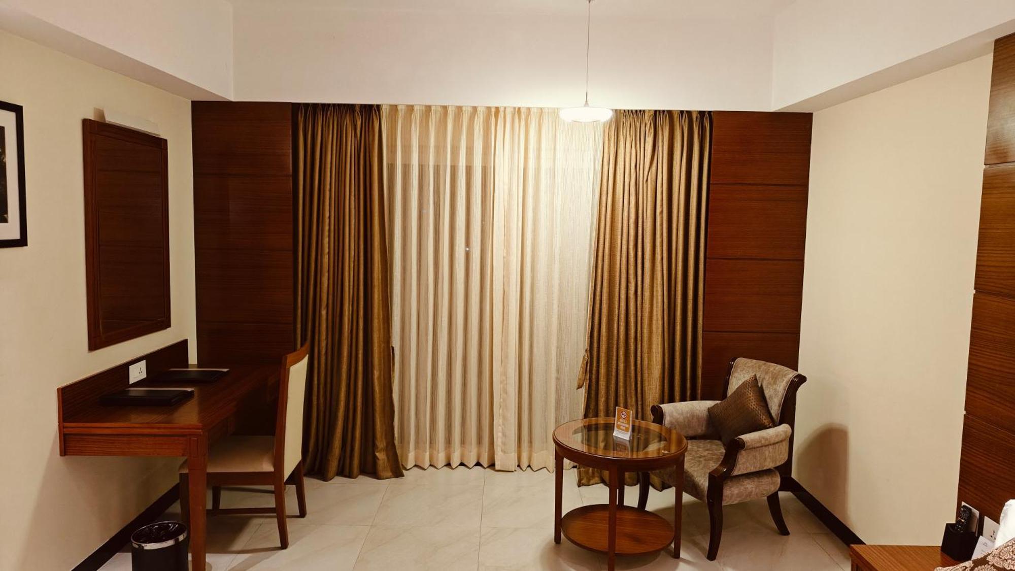 Mm Legacy - A Bergamont Hotel, Kanchipuram Buitenkant foto