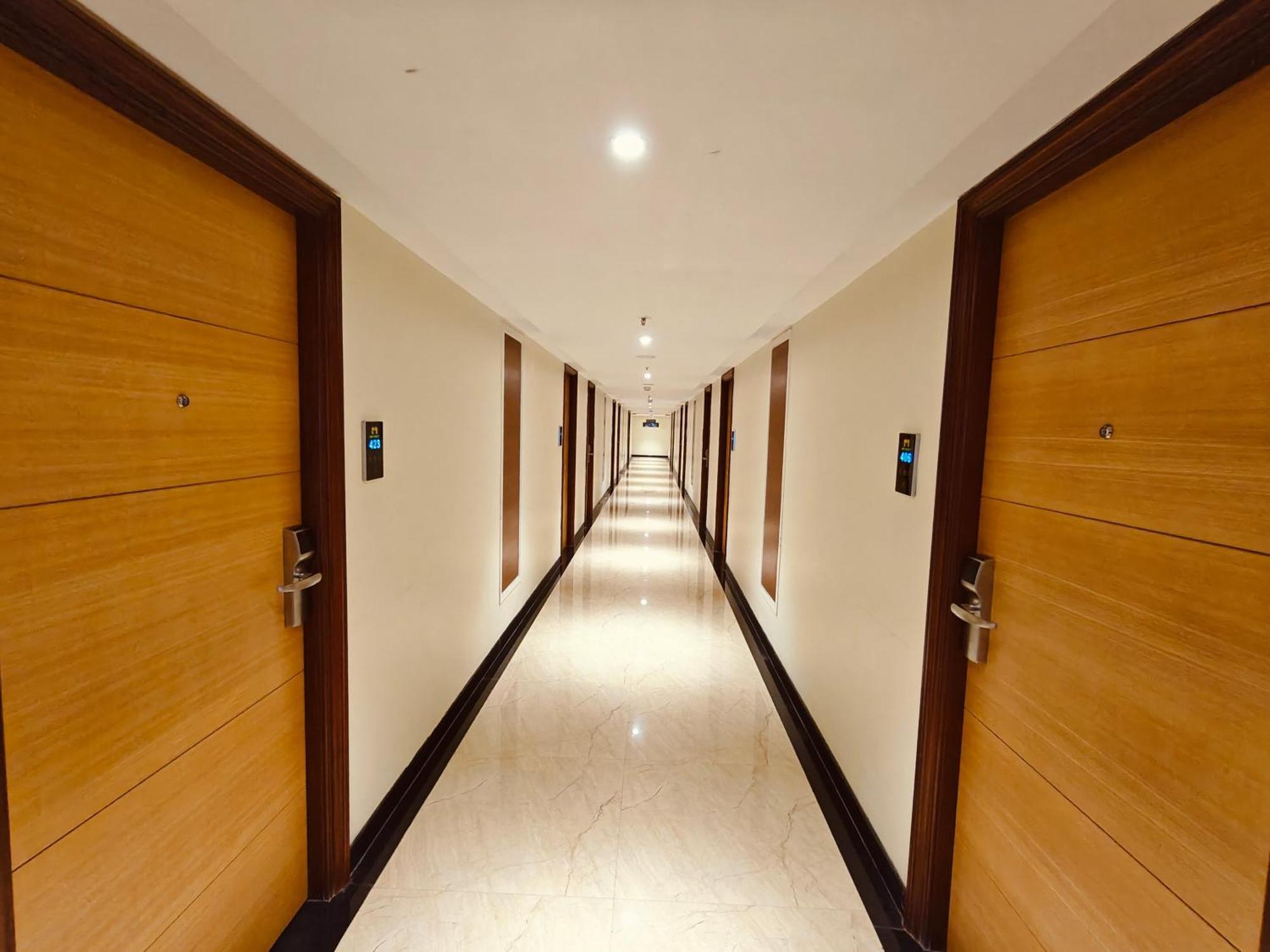 Mm Legacy - A Bergamont Hotel, Kanchipuram Buitenkant foto